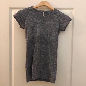 Lululemon Swiftly Tech Short Sleeve Top